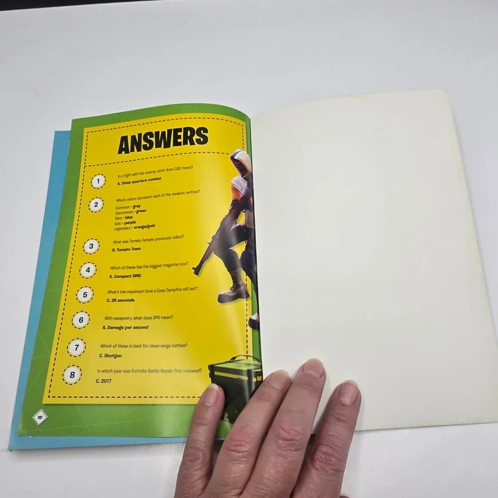 Fortnite Battle Royale Pro Gamer Guide Book Unofficial Strategy Tips Purple
